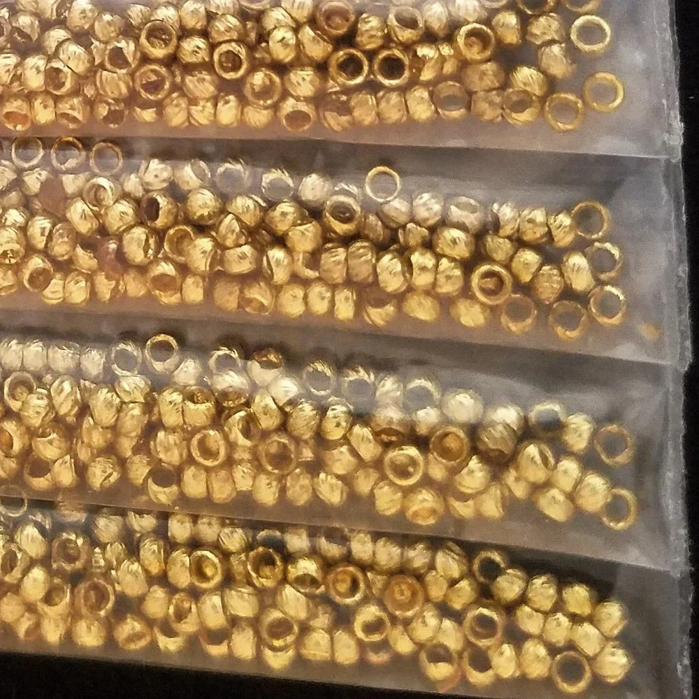 400 Brass CRIMP BEADS 2 x 2 mm 1.5 mm hole NEW DIY jewelrymaking arts and crafts